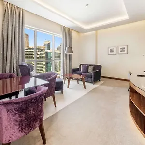 Radisson Blu Hotel, Waterfront Дубай